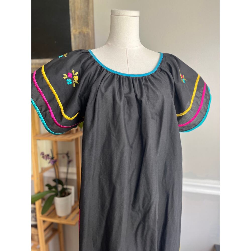 Vintage 90s Black Mexican Oaxan Dress Floral Pink Yellow Blue Size Large